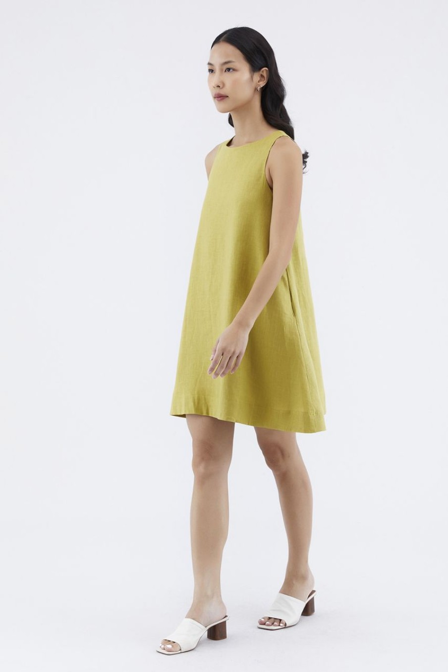 Women The Editor's Market Dresses | Myrah Linen Shift Dress Citron