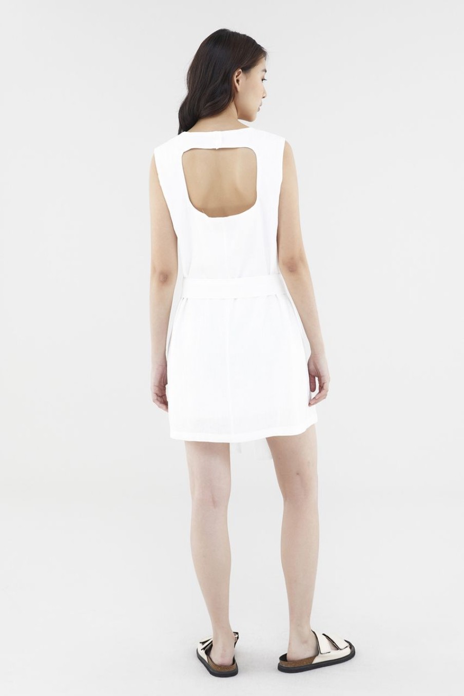 Women The Editor's Market Dresses | Rylee Linen Open-Back Dress White