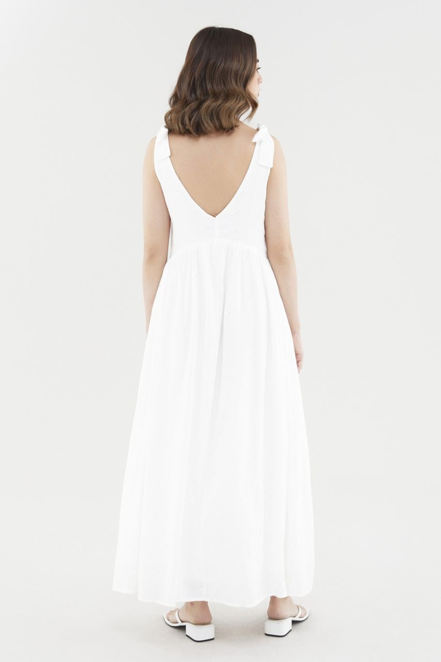 Women The Editor's Market Dresses | Zulema Broderie Maxi Dress White