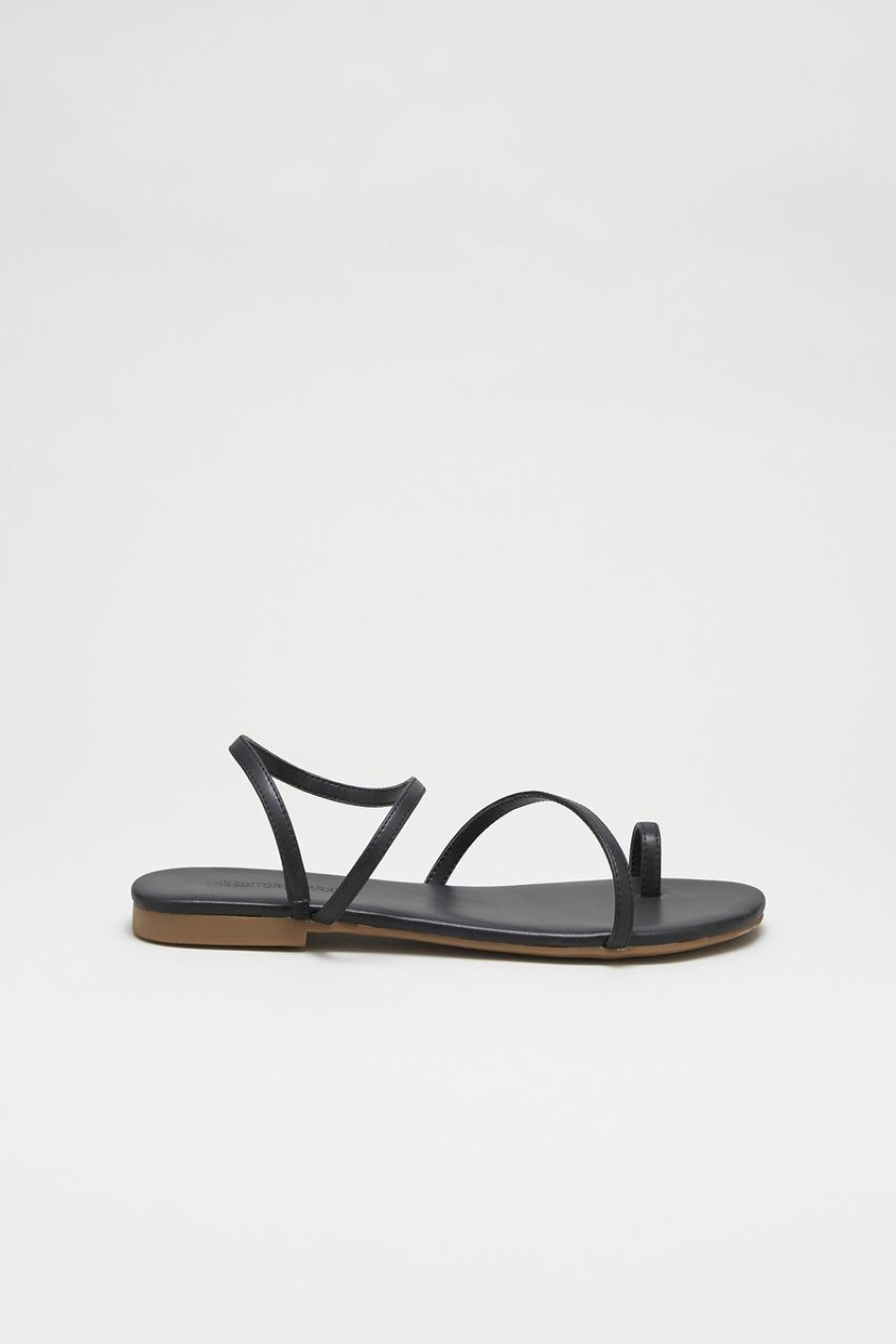 Women The Editor's Market Flats | Lexa Sandals Charcoal