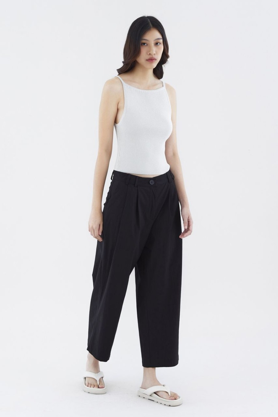 Women The Editor's Market Pants | Adraena Low-Rise Crop Pants Black