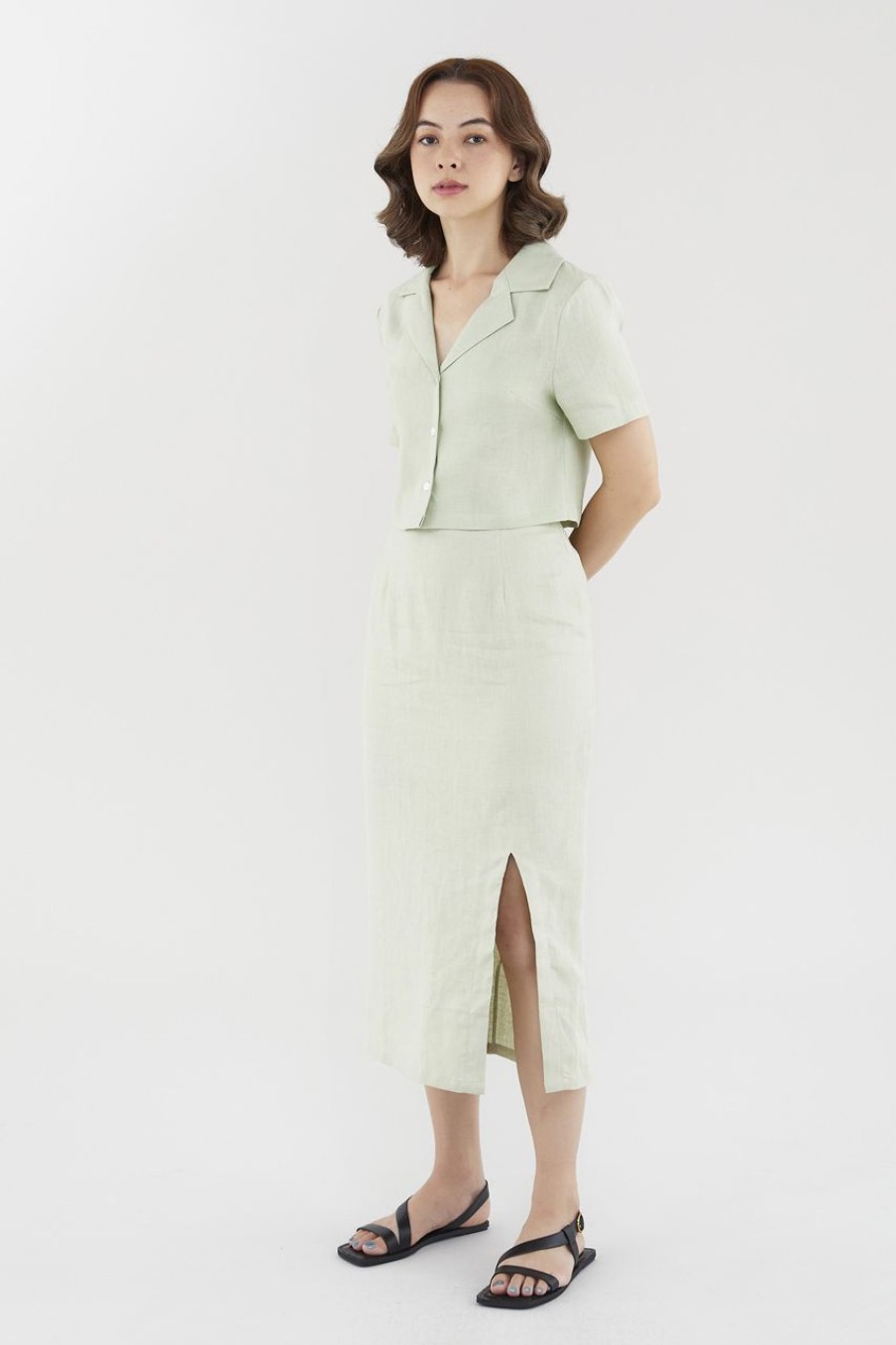 Women The Editor's Market Tops | Rheta Linen Crop Shirt Pistachio