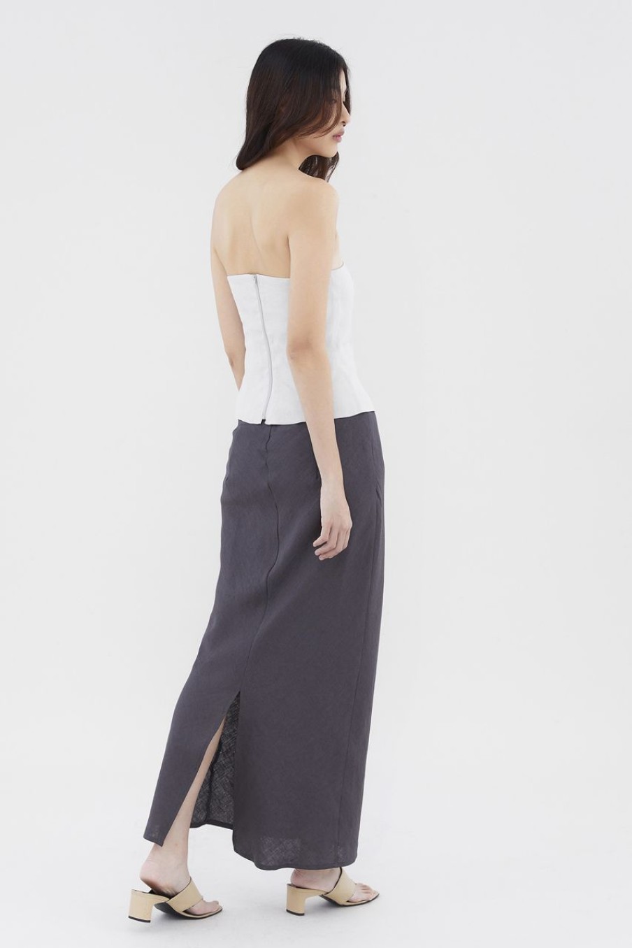 Women The Editor's Market Skirts | Haremi Linen Low-Rise Slip Skirt Liquorice