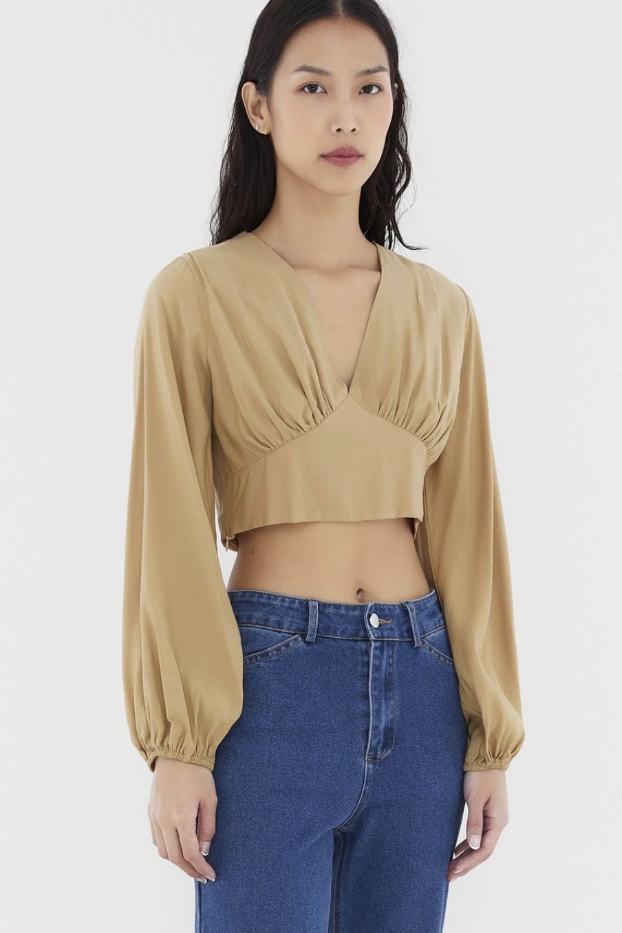 Women The Editor's Market Tops | Elloise V-Neck Blouse Biscuit