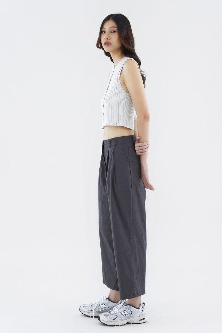 Women The Editor's Market Pants | Adraena Low-Rise Crop Pants Liquorice