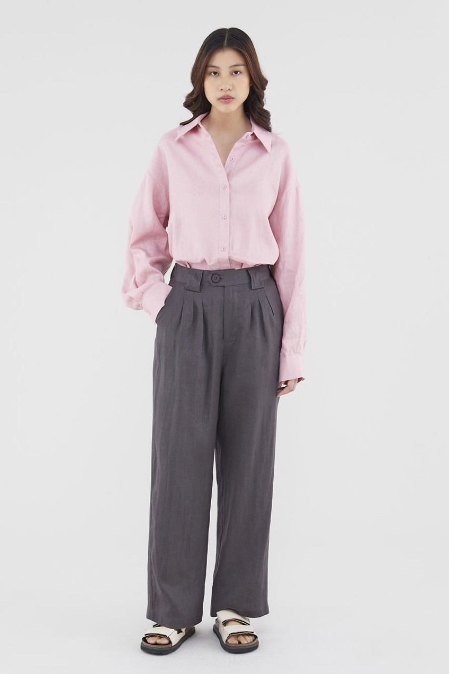 Women The Editor's Market Pants | Valeria Linen Pleated Pants Charcoal