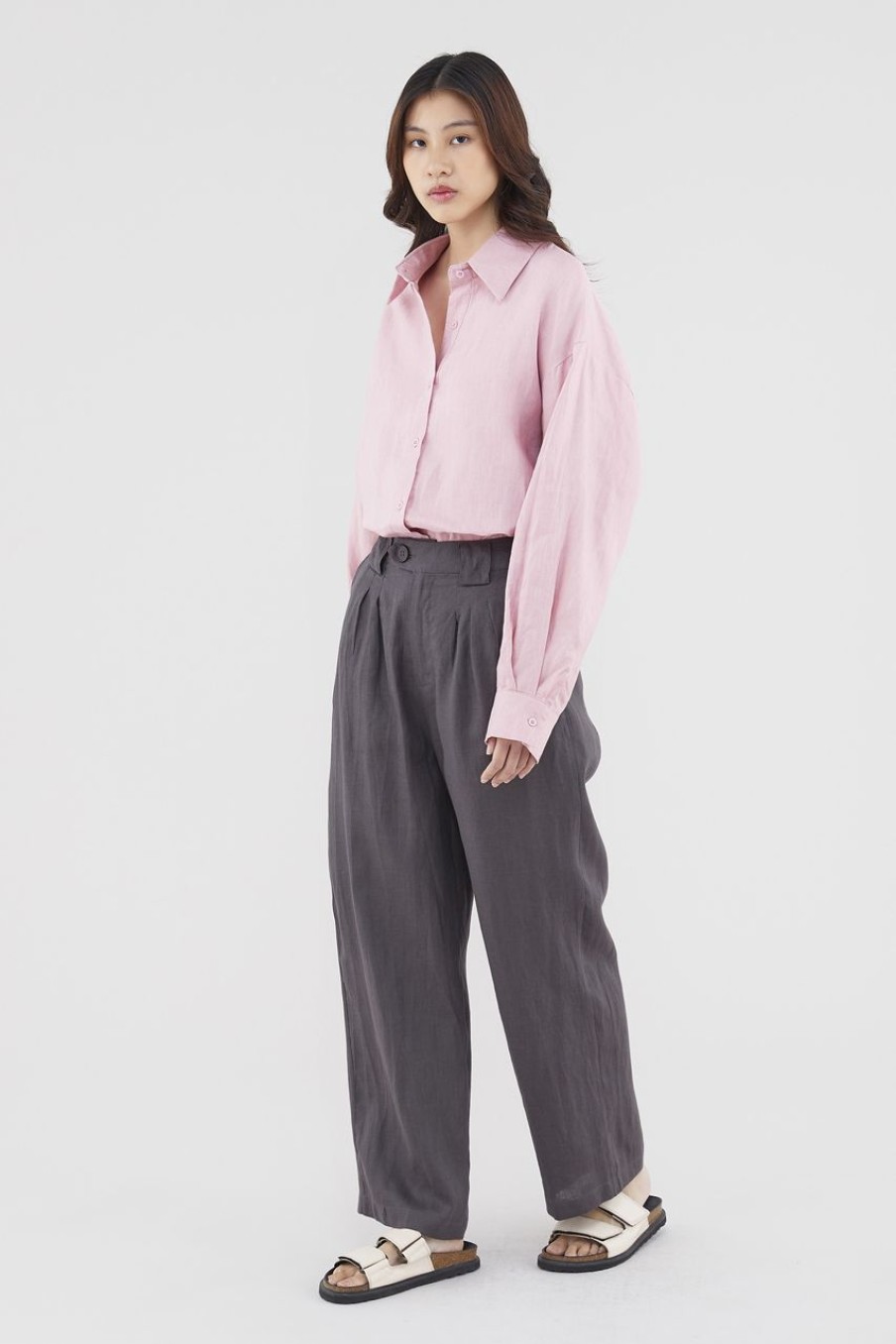 Women The Editor's Market Pants | Valeria Linen Pleated Pants Charcoal