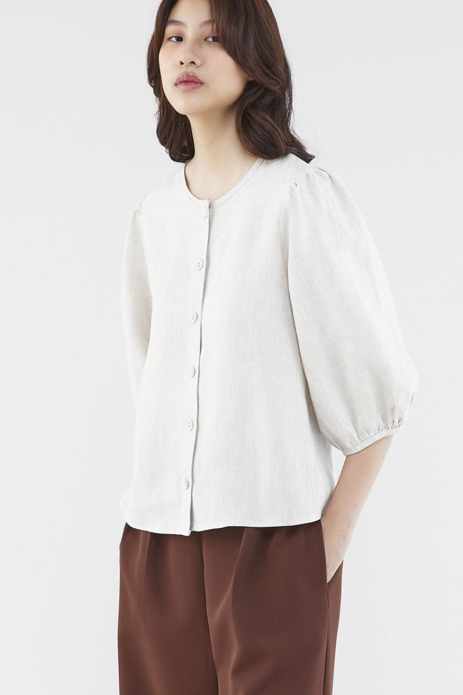 Women The Editor's Market Tops | Tessa Linen Button-Down Blouse Sand