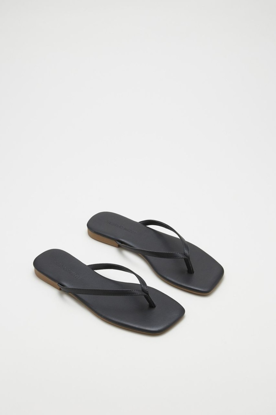 Women The Editor's Market Flats | Althea Thong Slides Charcoal