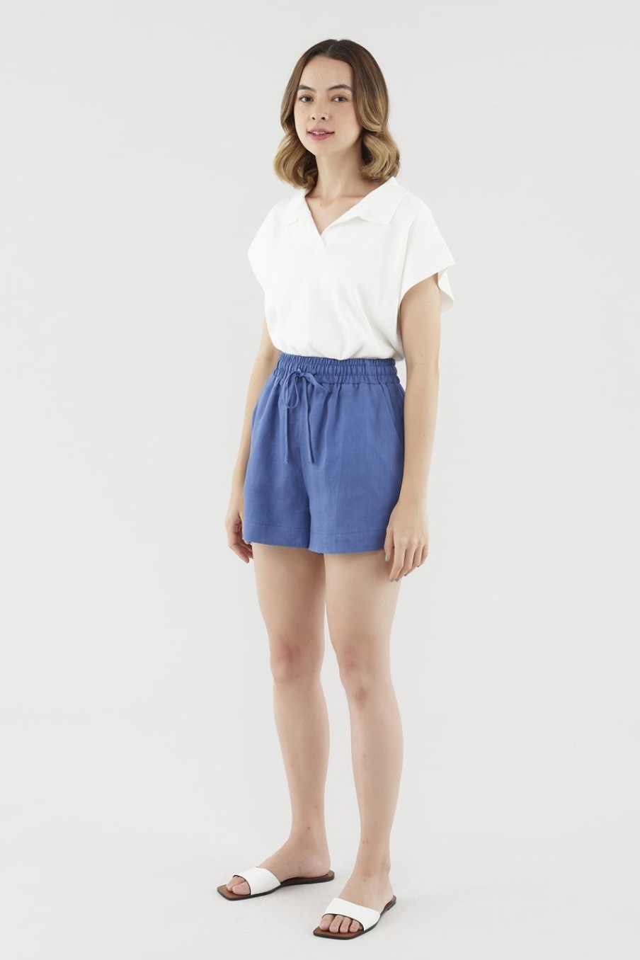 Women The Editor's Market Shorts | Bonita Linen Relaxed Shorts True Blue