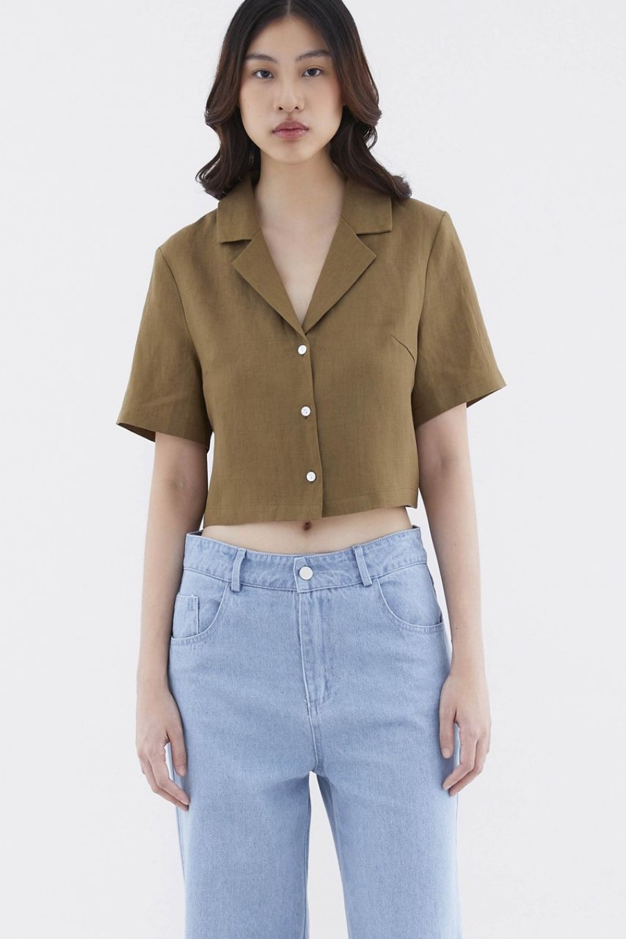 Women The Editor's Market Tops | Rheta Linen Crop Shirt Oolong