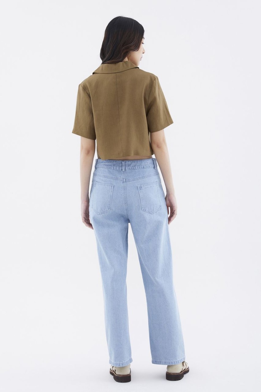 Women The Editor's Market Tops | Rheta Linen Crop Shirt Oolong