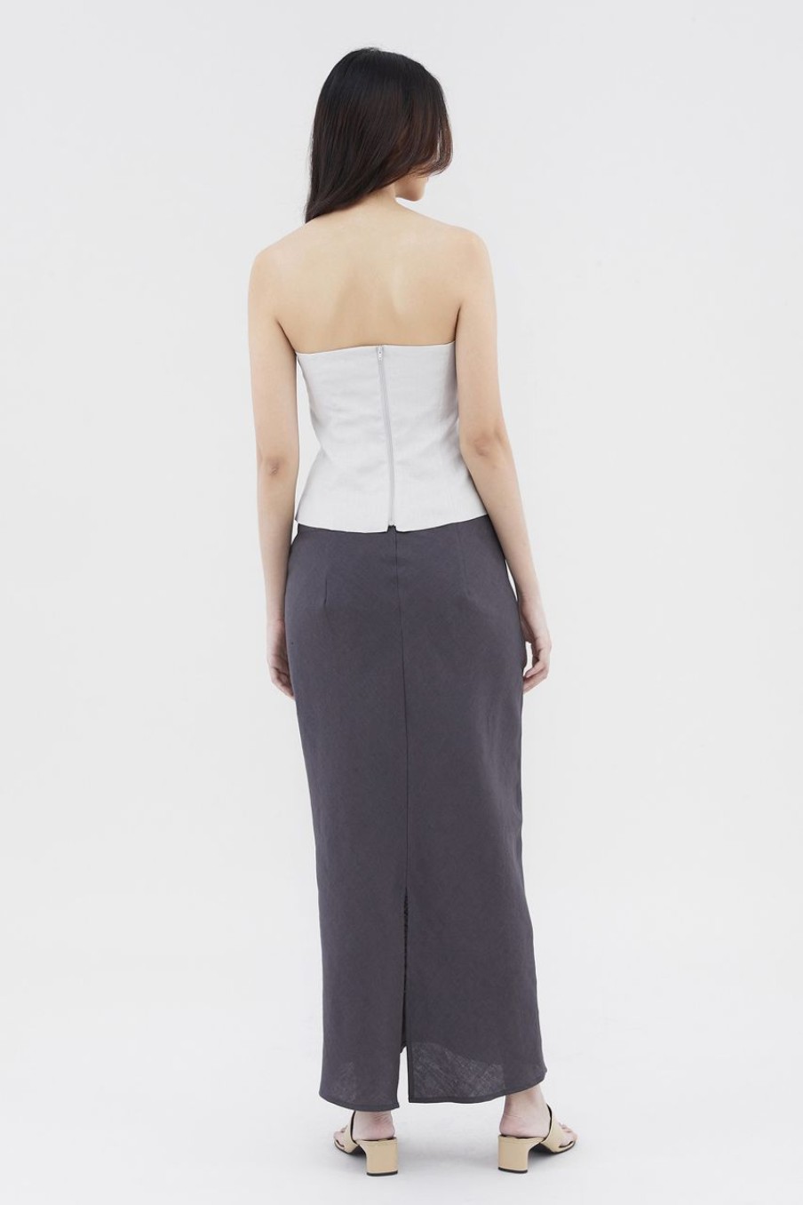 Women The Editor's Market Tops | Kysteria Linen Tube Top Fog