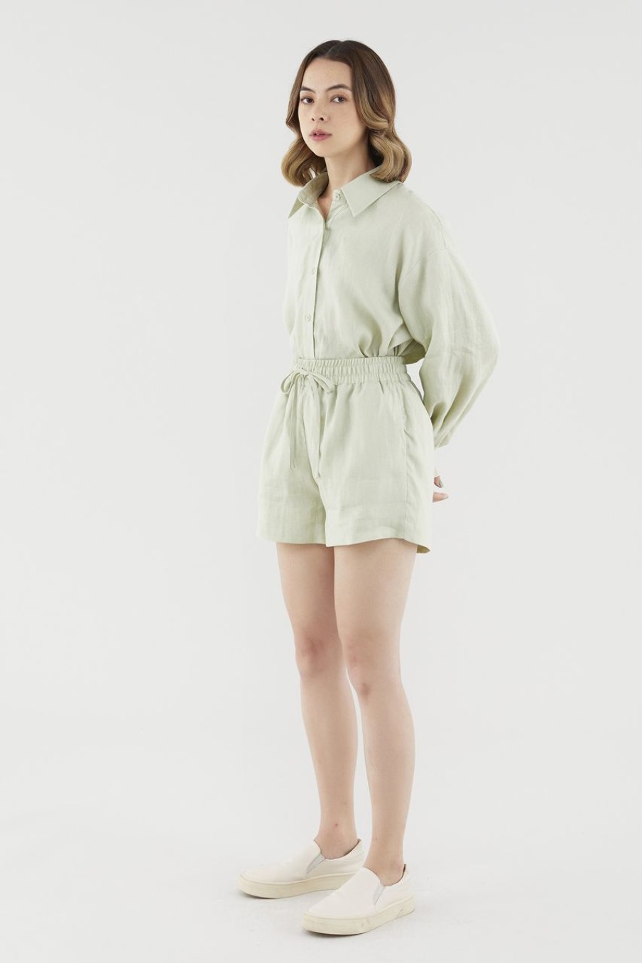 Women The Editor's Market Shorts | Bonita Linen Relaxed Shorts Pistachio