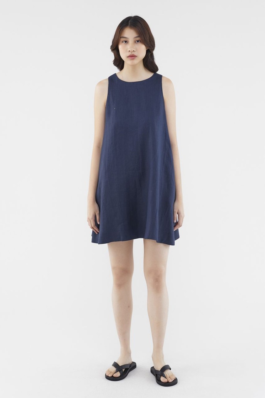 Women The Editor's Market Dresses | Myrah Linen Shift Dress Navy Blue