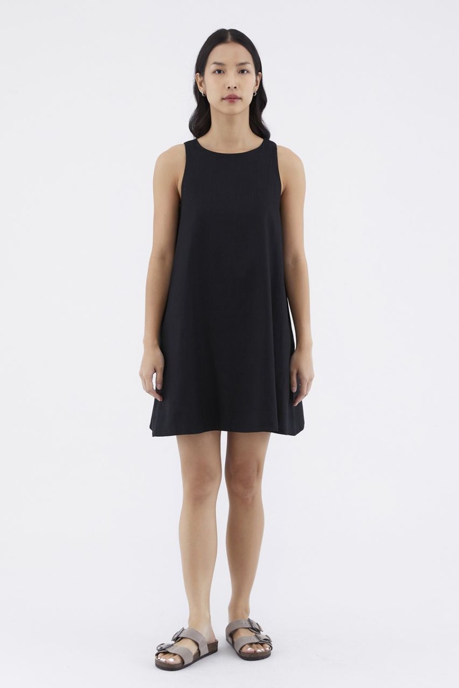 Women The Editor's Market Dresses | Myrah Linen Shift Dress Black