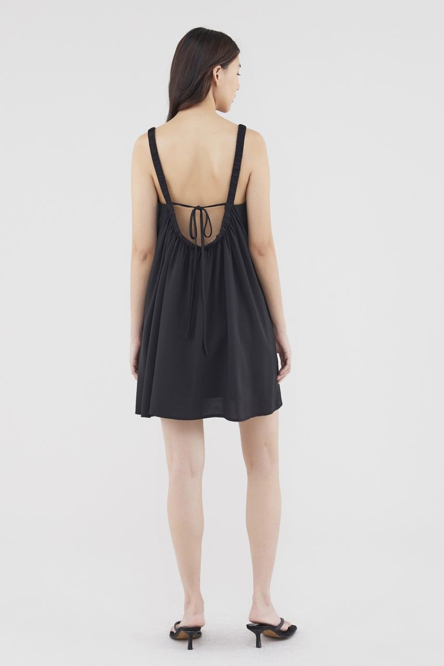 Women The Editor's Market Dresses | Eira Mini Swing Dress Black