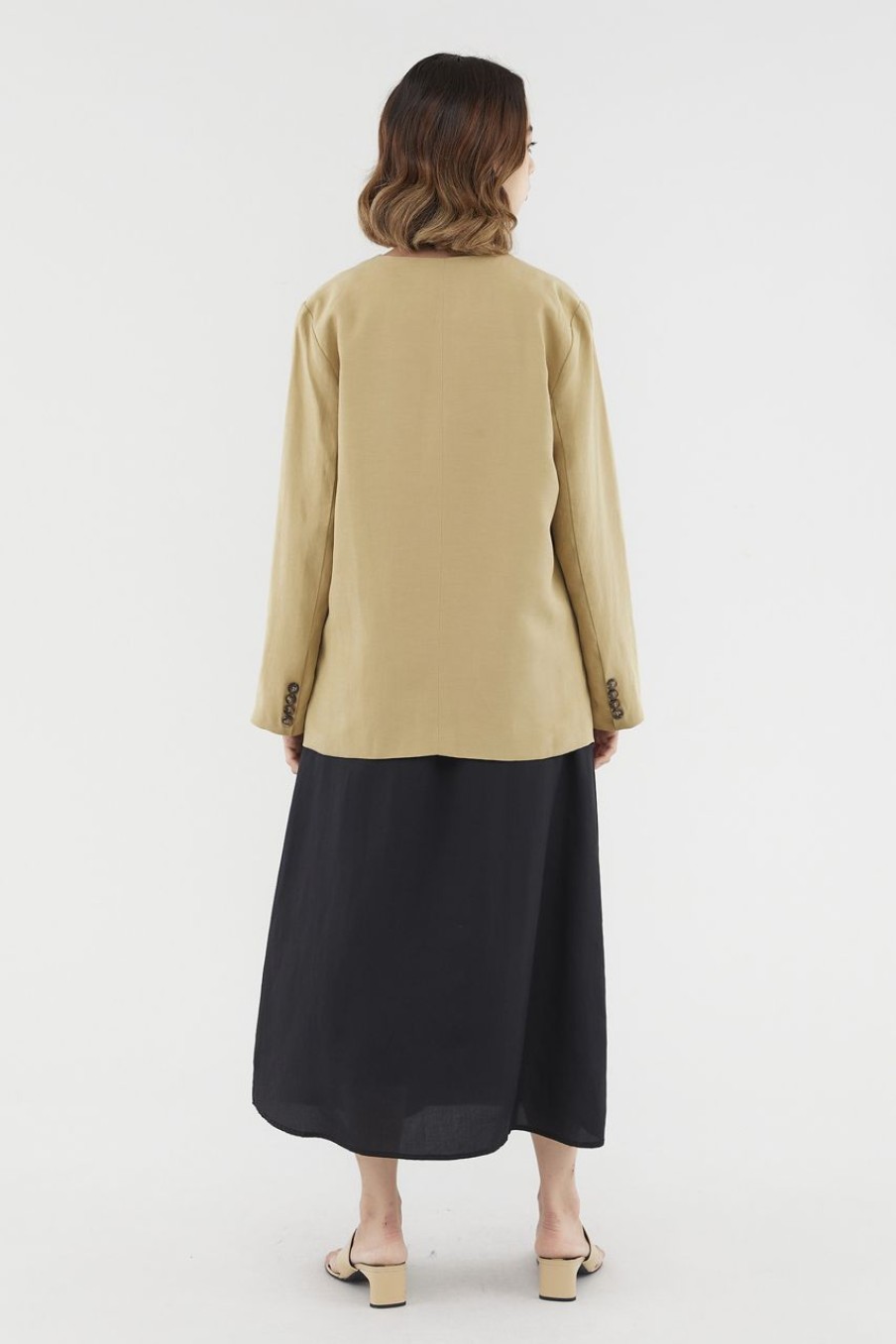 Women The Editor's Market Outerwear | Liliam Collarless Blazer Khaki