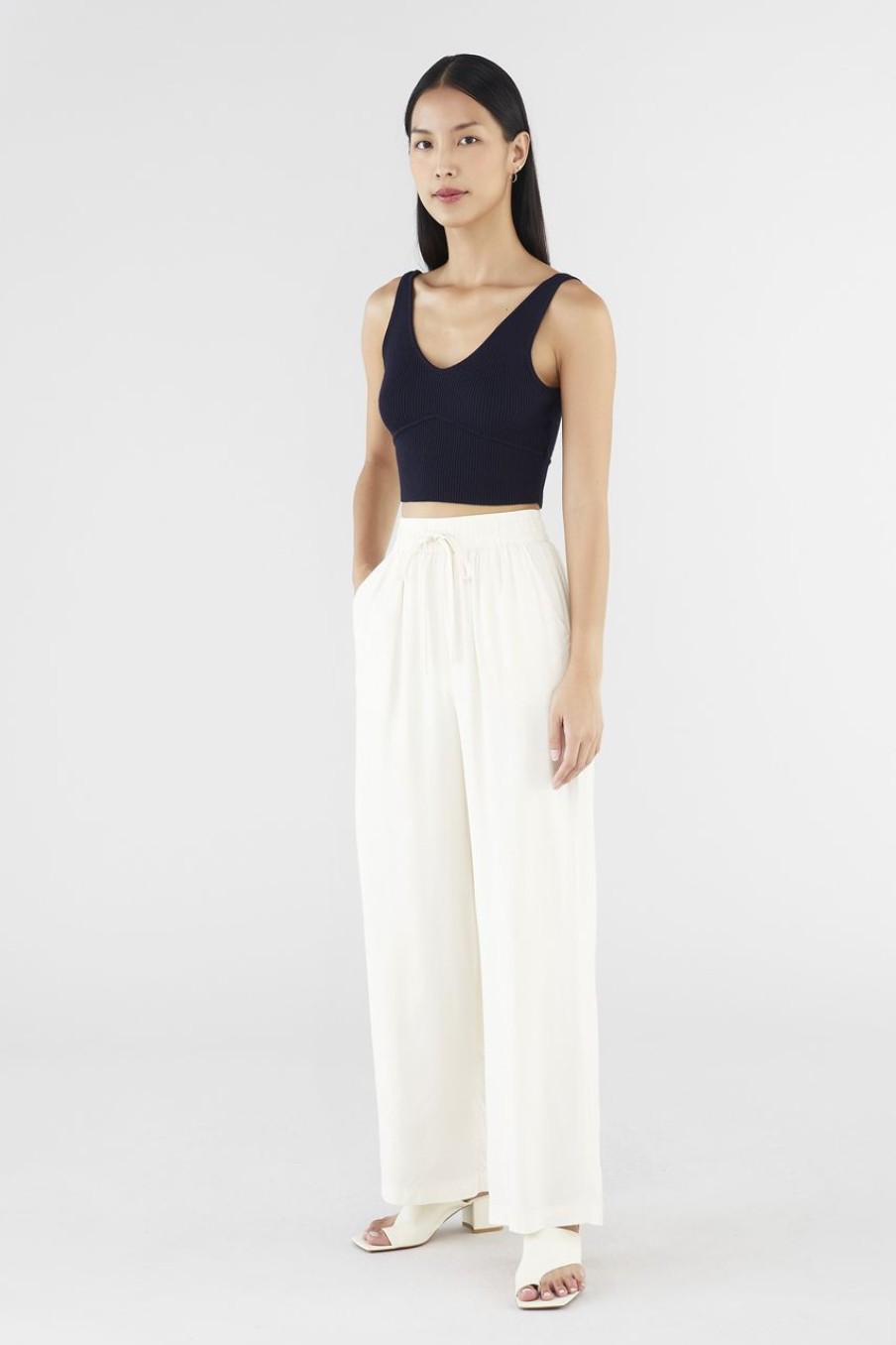 Women The Editor's Market Pants | Astrid Relaxed Pants Champagne