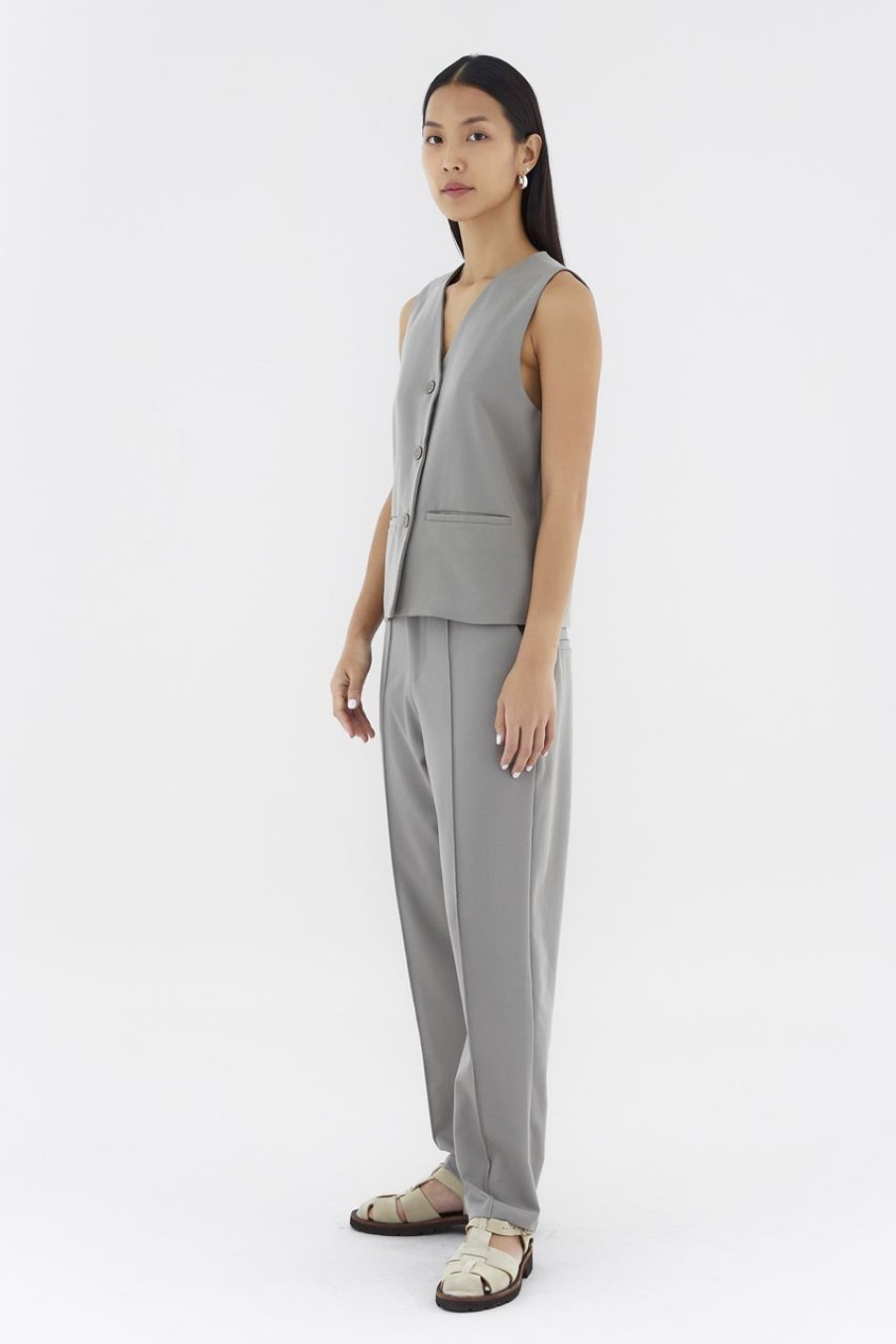 Women The Editor's Market Tops | Vemeryn Waistcoat Concrete