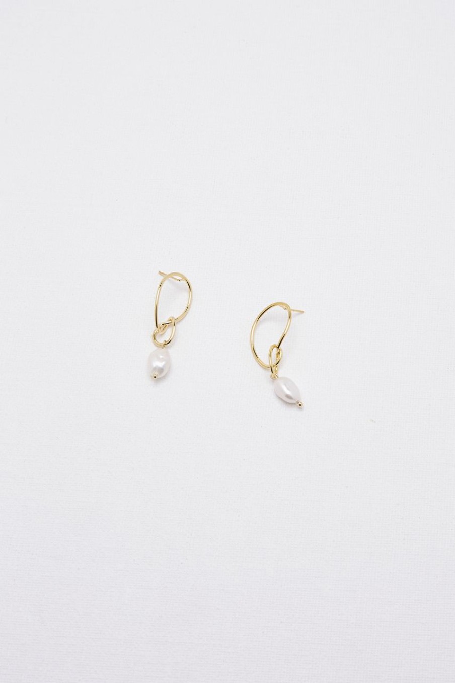 Women Afterall Earrings | Ella Drop Earrings Gold