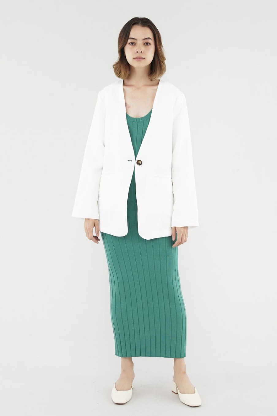 Women The Editor's Market Outerwear | Liliam Collarless Blazer White