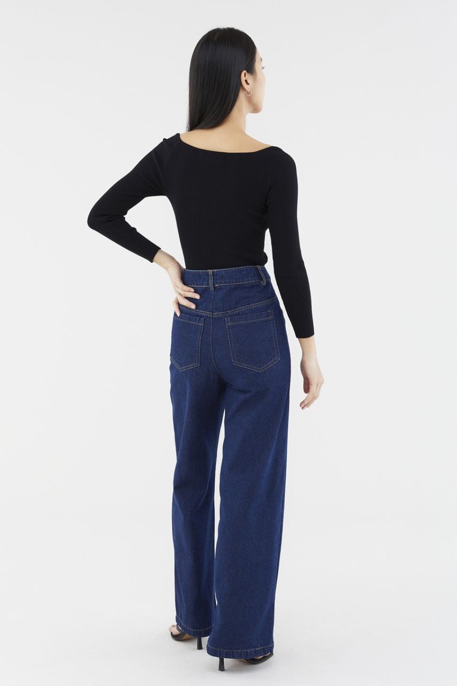 Women The Editor's Market Tops | Ariele Ruch Front Knit Top Black