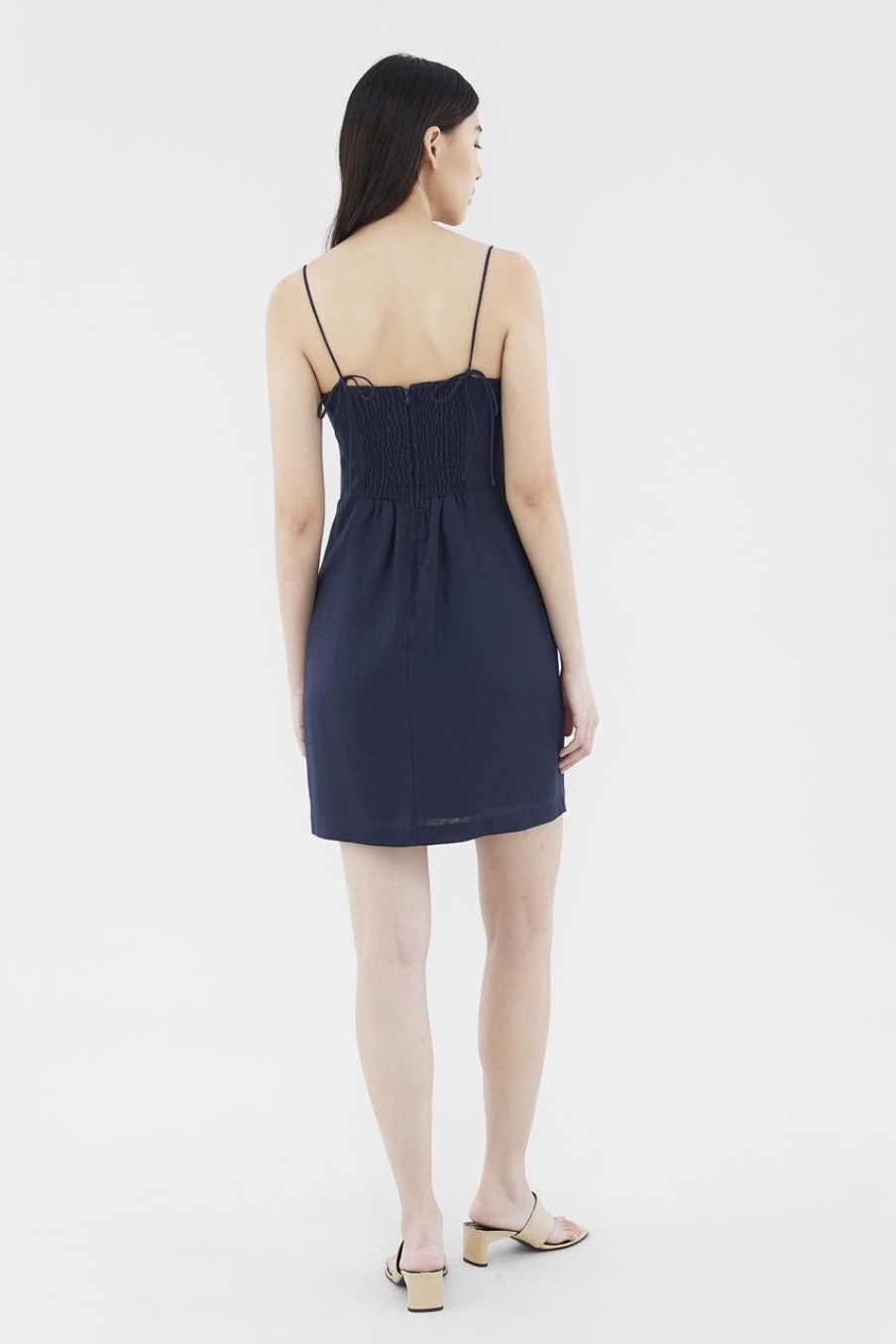 Women The Editor's Market Dresses | Junnifer Linen Mini Dress Navy