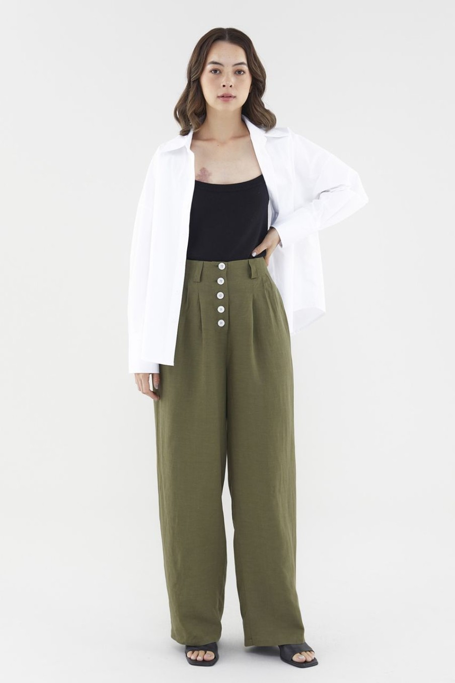 Women The Editor's Market Pants | Chantelle Buttoned Pants Moss Green