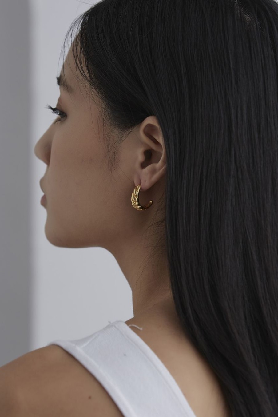 Women Afterall Earrings | Athena Hoop Earrings Matte Gold