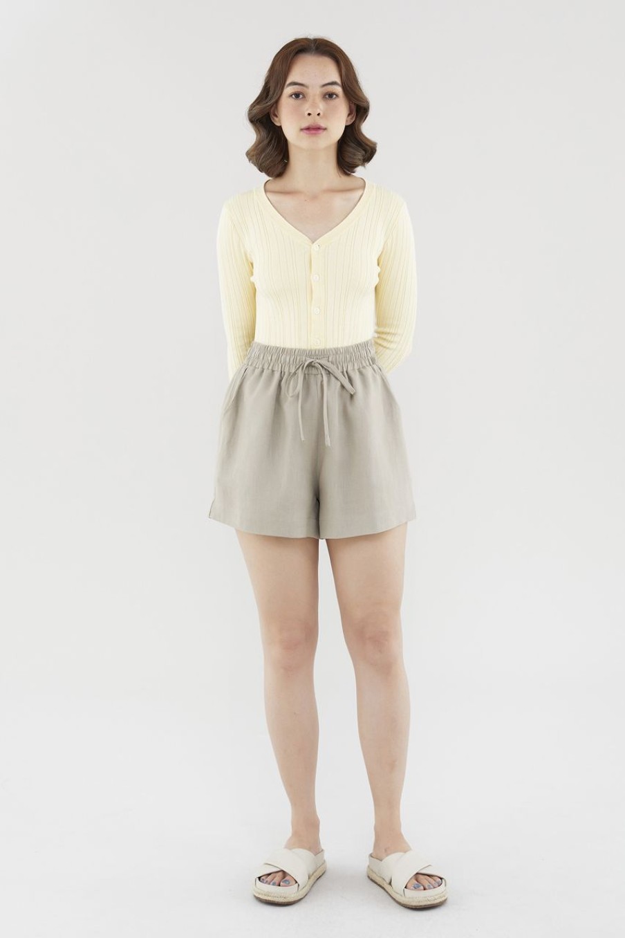 Women The Editor's Market Shorts | Bonita Linen Relaxed Shorts Taupe