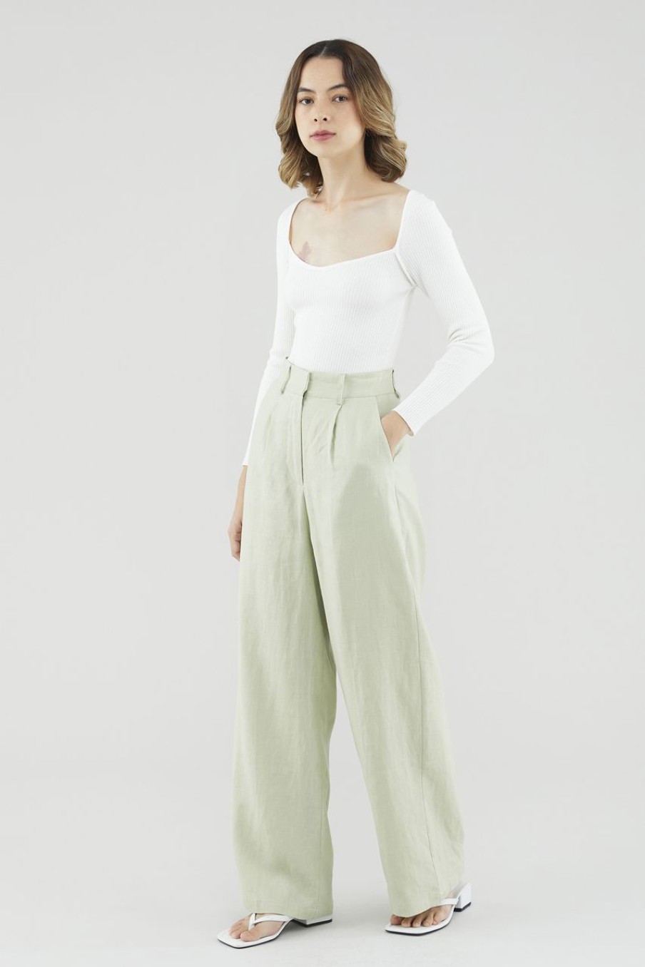 Women The Editor's Market Pants | Mildred Linen Wide-Leg Pants Pistachio