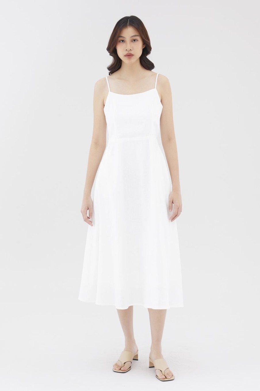 Women The Editor's Market Dresses | Harper Linen Swing Dress White