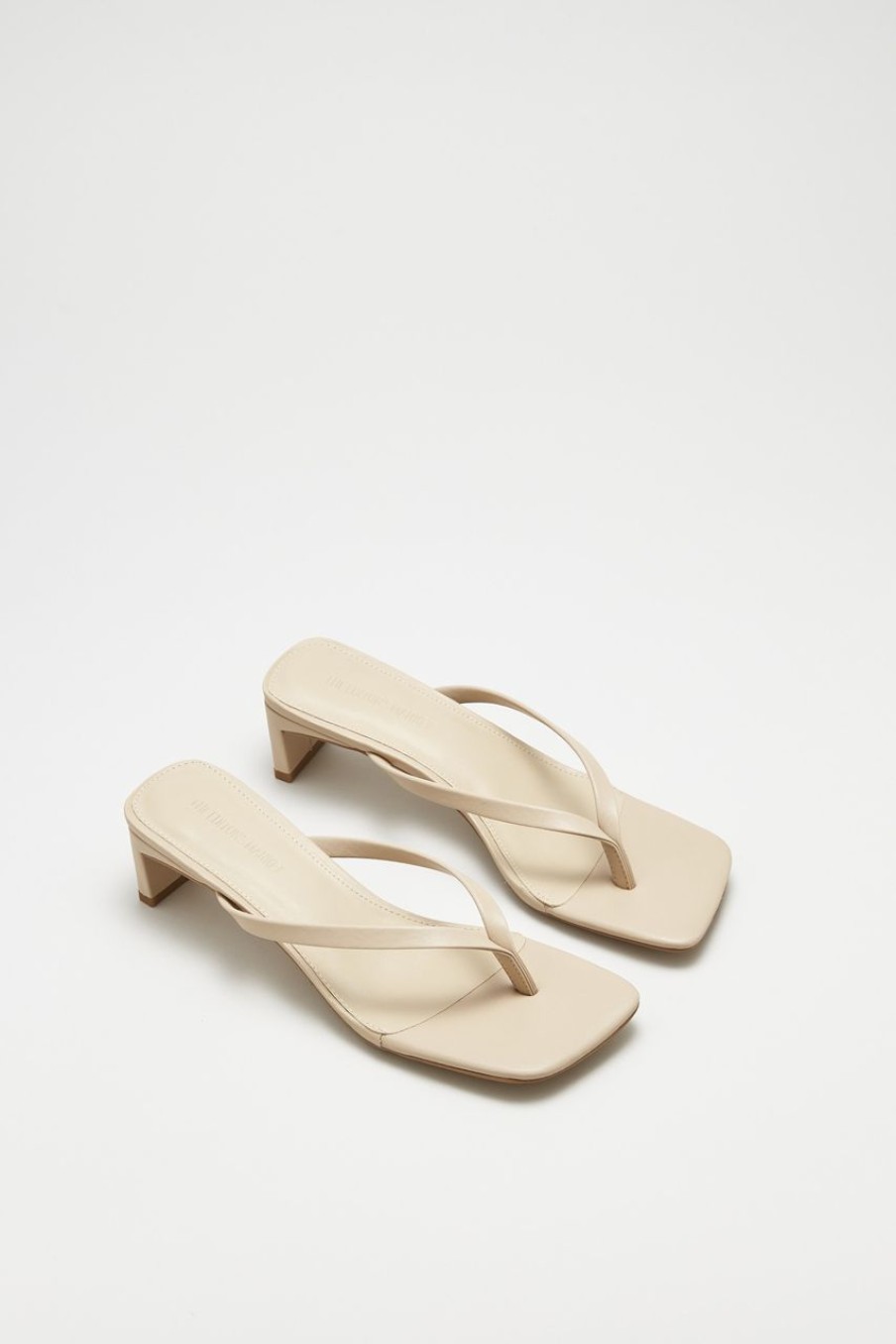 Women The Editor's Market Heels | Elena Heeled Thongs Dune