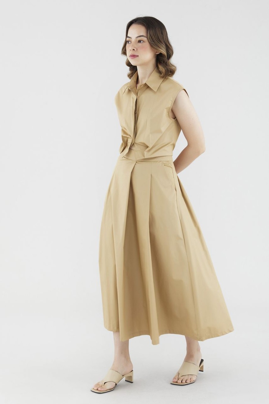 Women The Editor's Market Skirts | Nebula Pleated Skirt Caramel