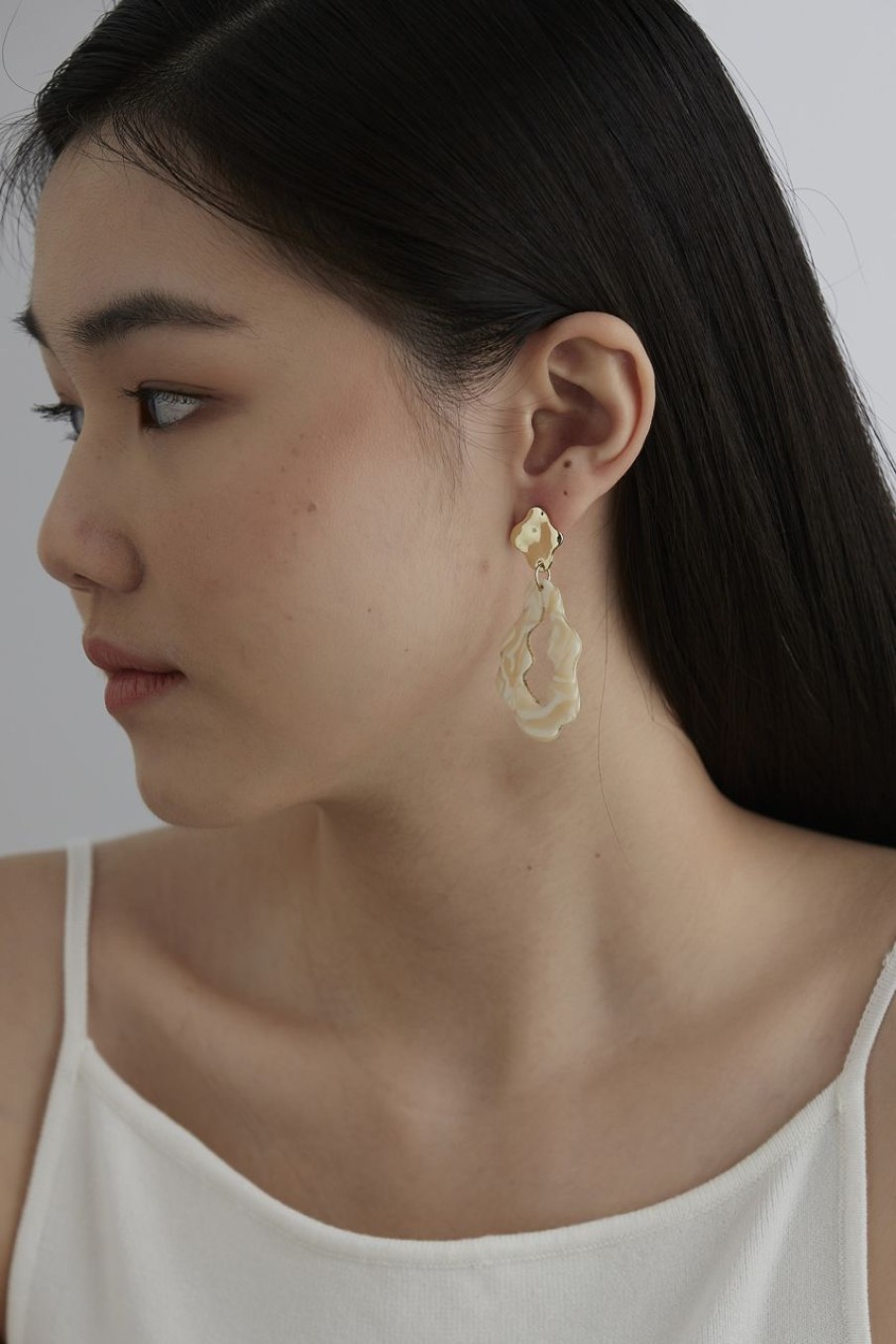 Women Afterall Earrings | Lilah Drop Earrings Ivory